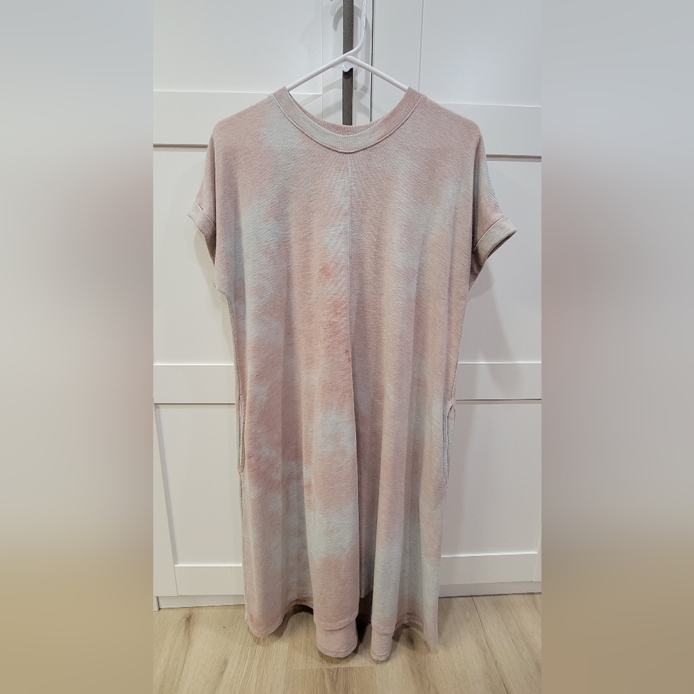 Talulah short sleeve tie dye dress